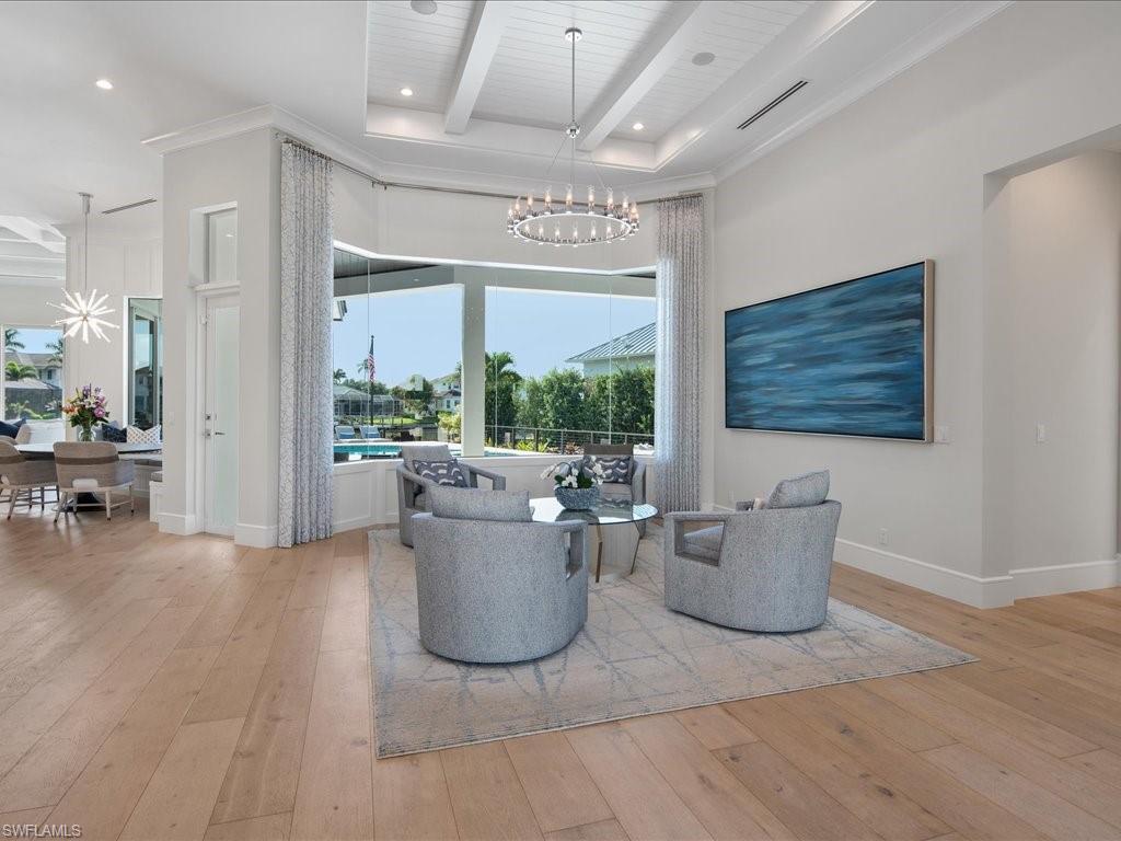 PARK SHORE - Residential