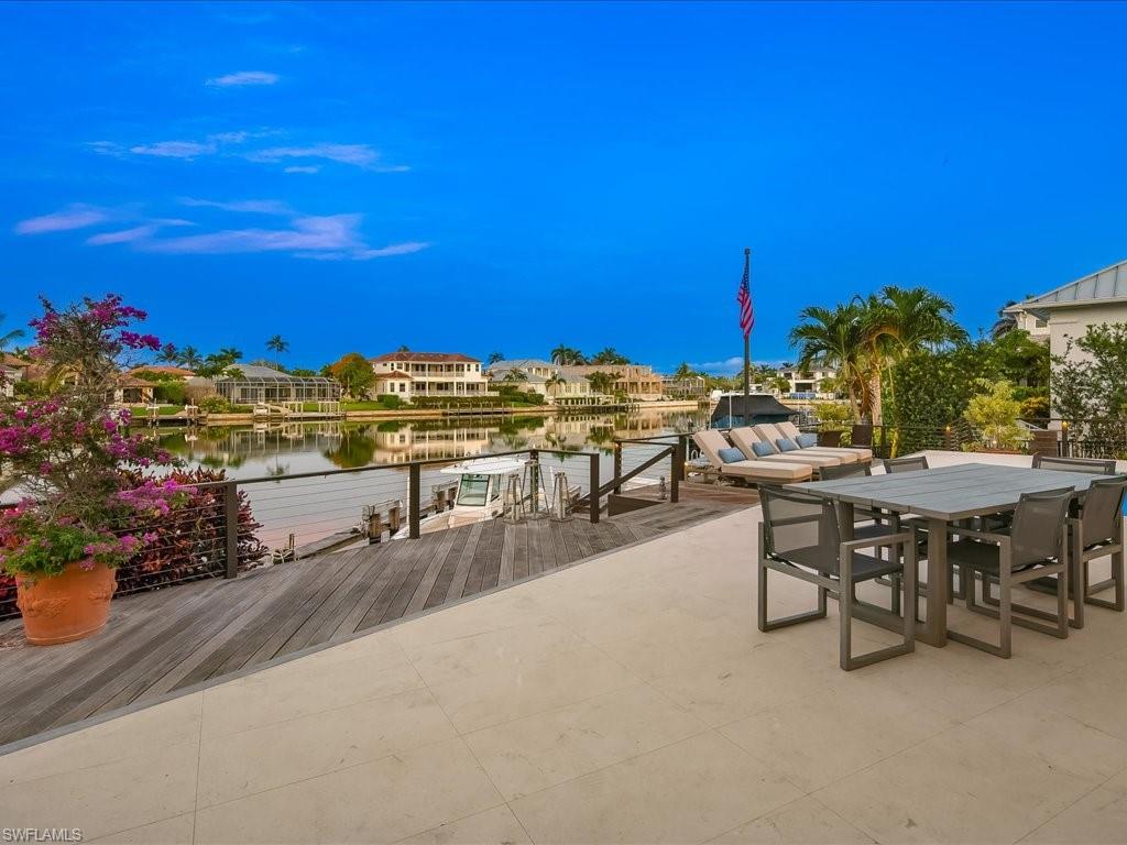 PARK SHORE - Residential