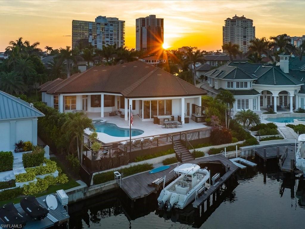 PARK SHORE - Residential