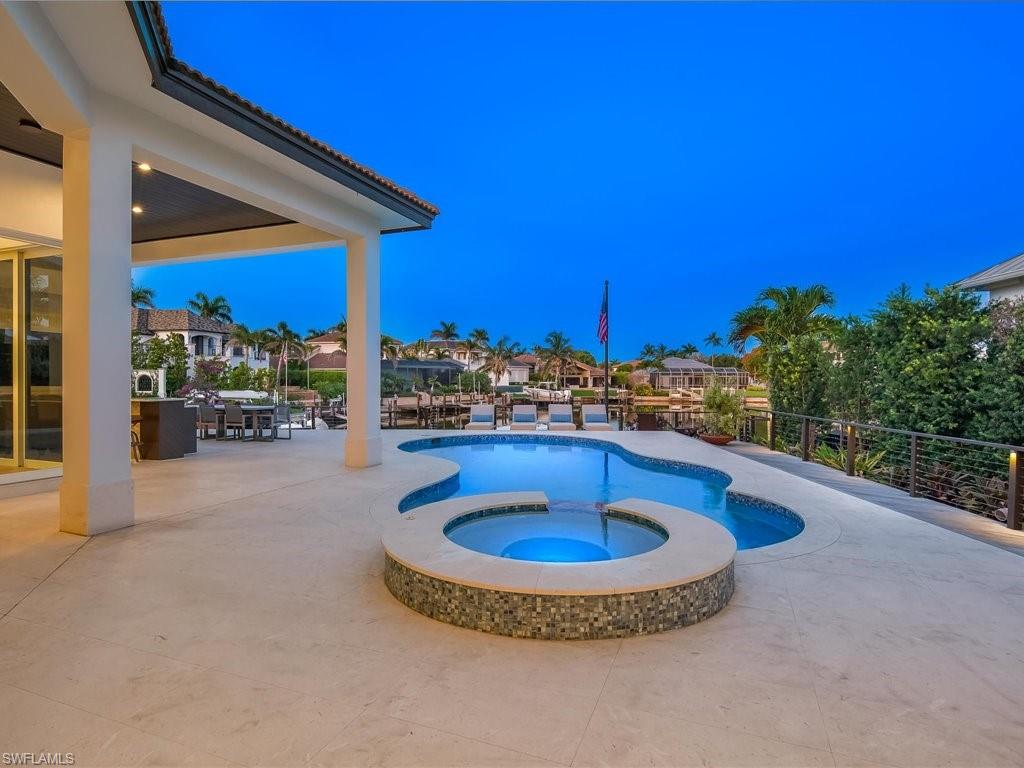 PARK SHORE - Residential