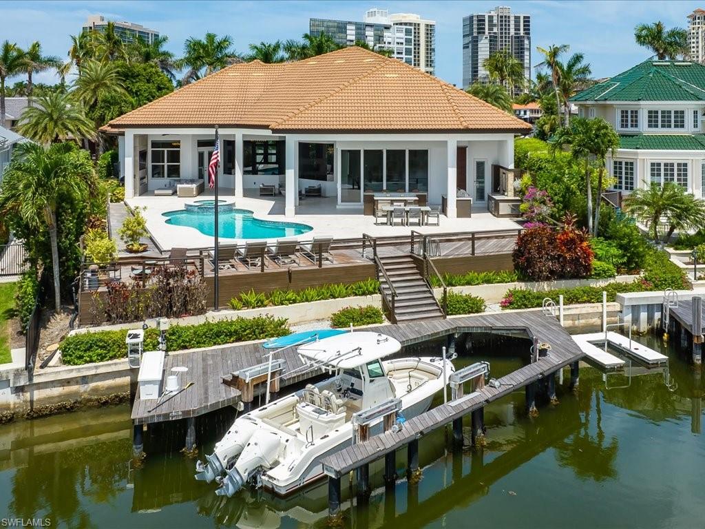 PARK SHORE - Residential