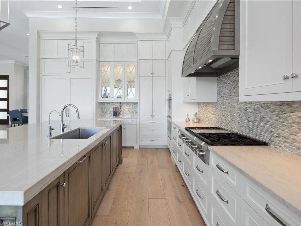 PARK SHORE - Residential