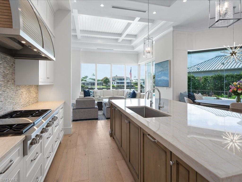 PARK SHORE - Residential