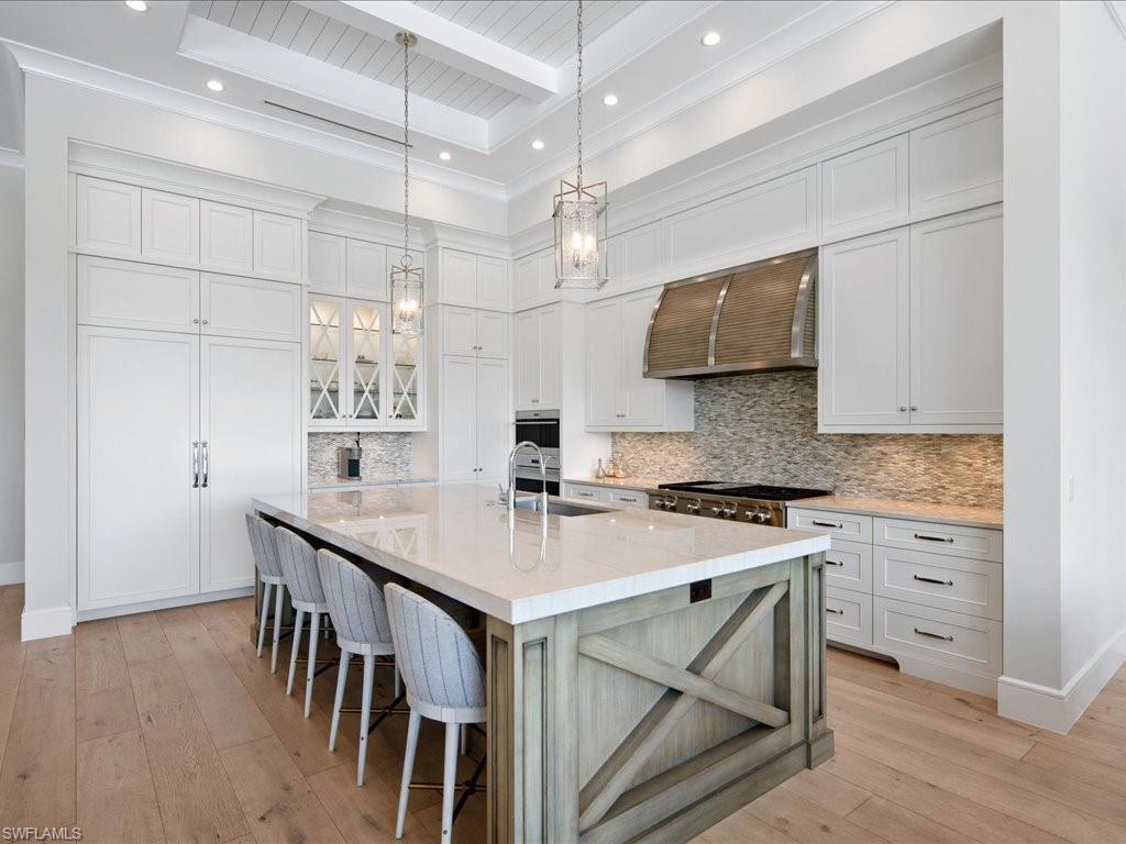 PARK SHORE - Residential