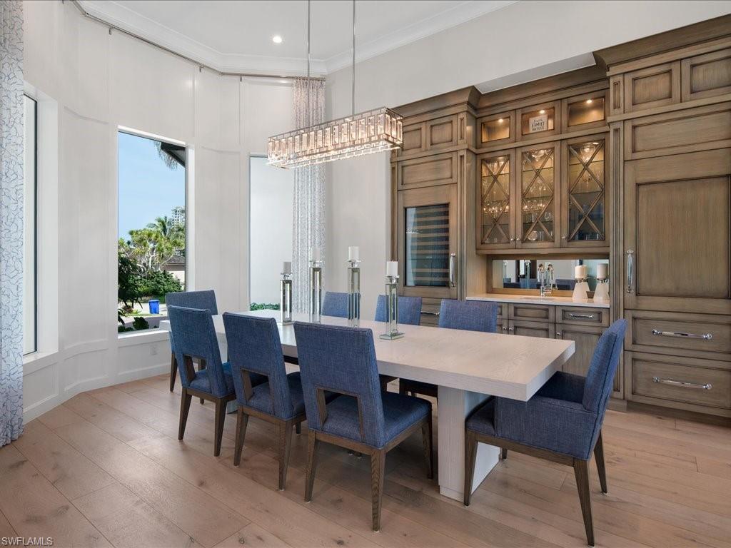 PARK SHORE - Residential