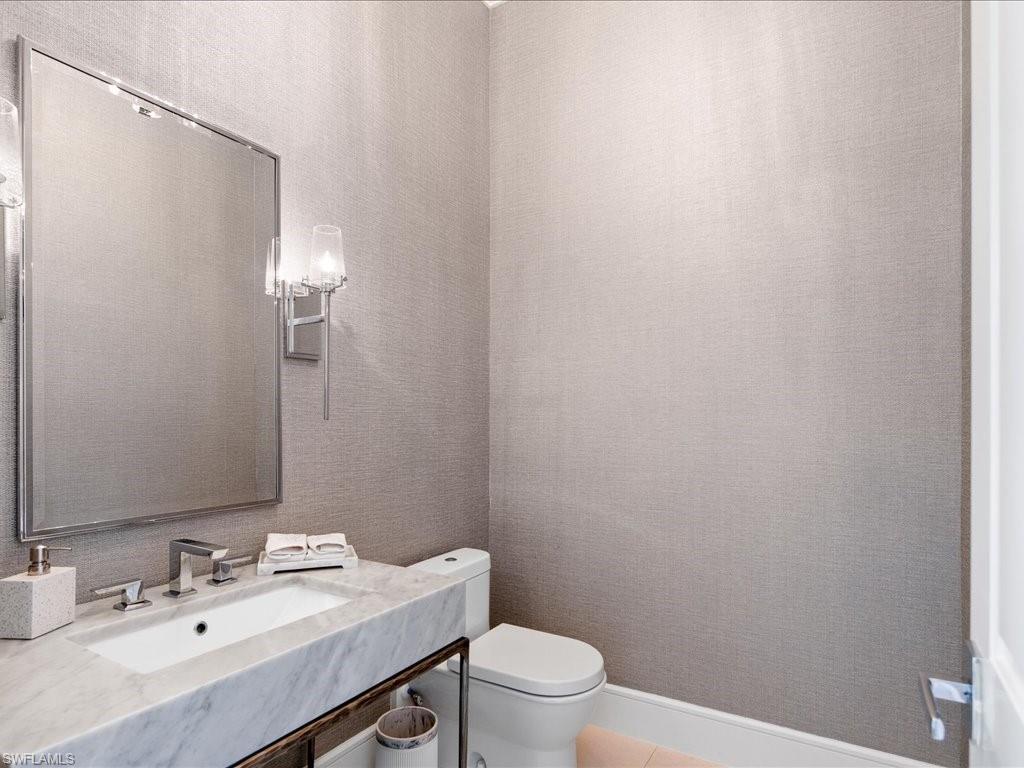 PARK SHORE - Residential