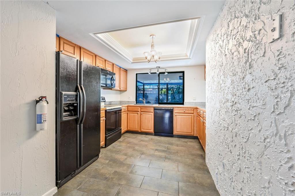 WILLOUGHBY ACRES - Residential