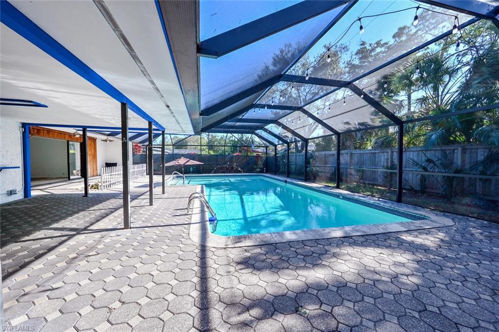 WILLOUGHBY ACRES - Residential