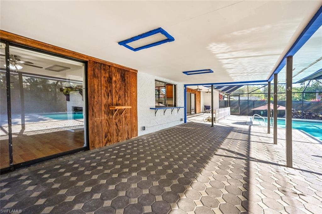 WILLOUGHBY ACRES - Residential