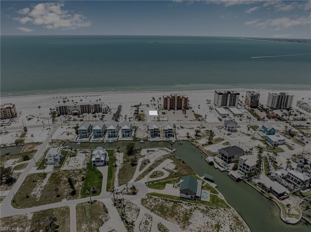 ISLAND SHORES - Land