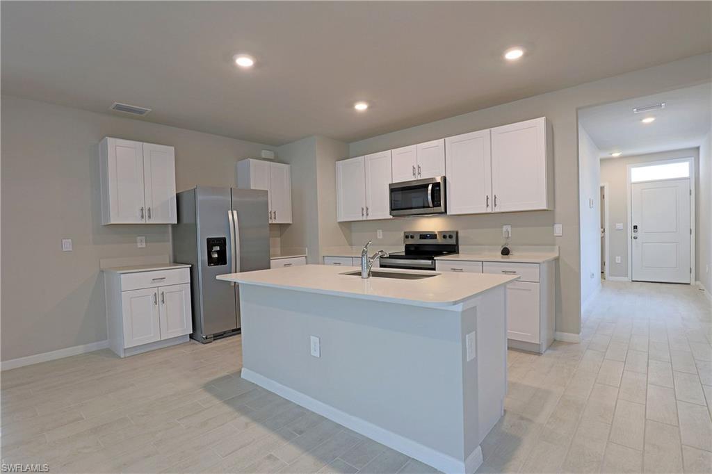 BENTLEY CROSSING - Residential Lease