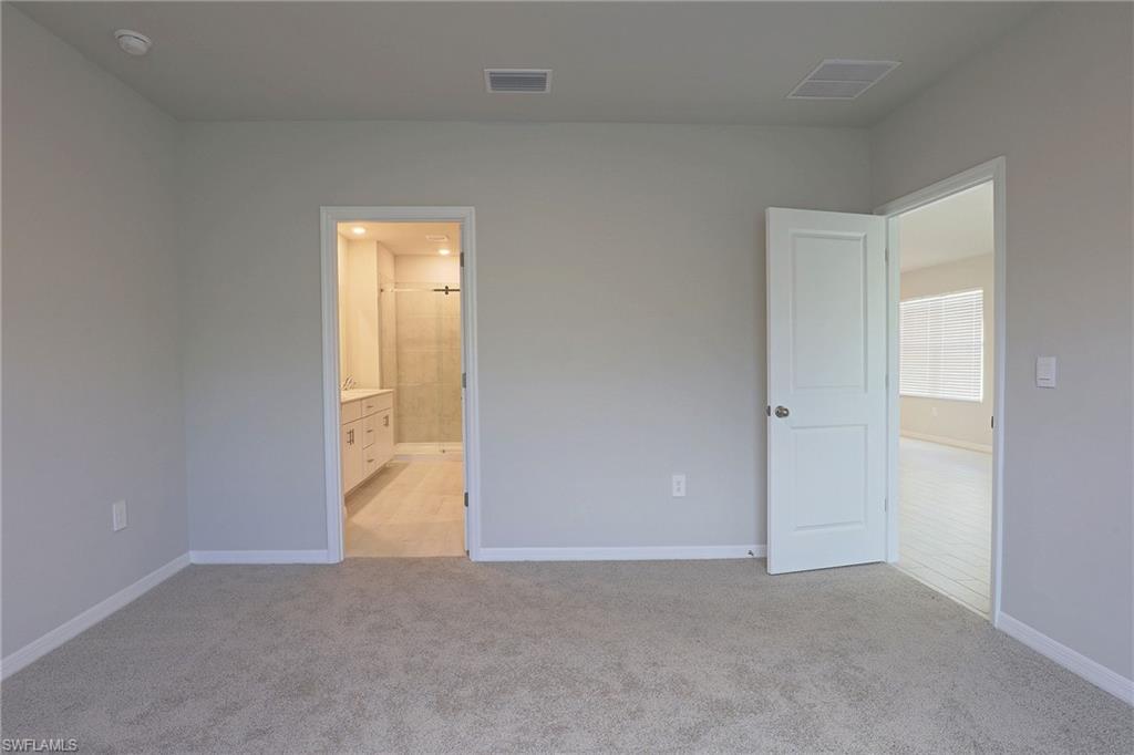 BENTLEY CROSSING - Residential Lease