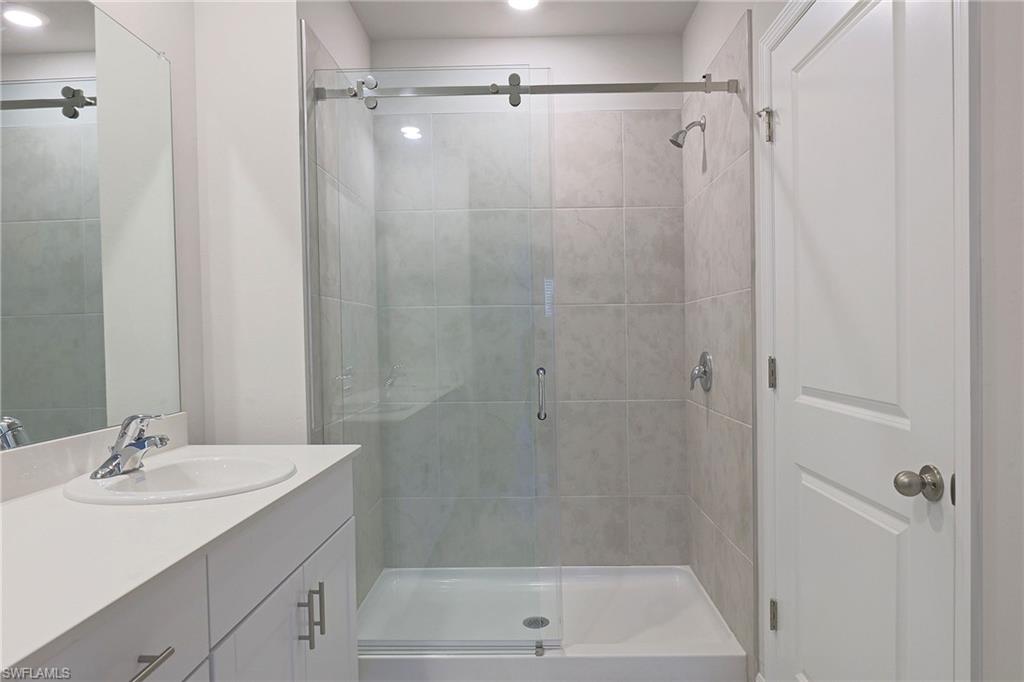 BENTLEY CROSSING - Residential Lease