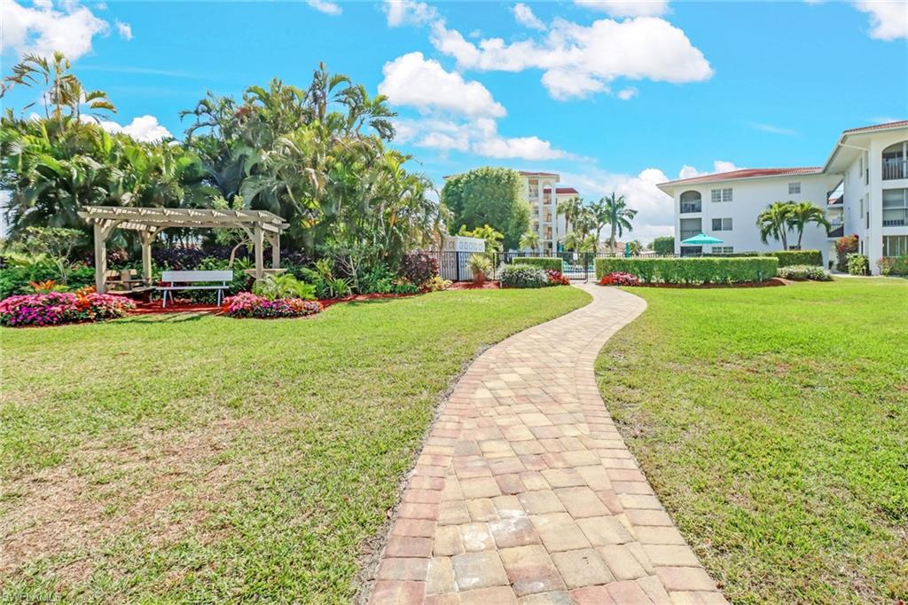 HIGH POINT COUNTRY CLUB - Residential