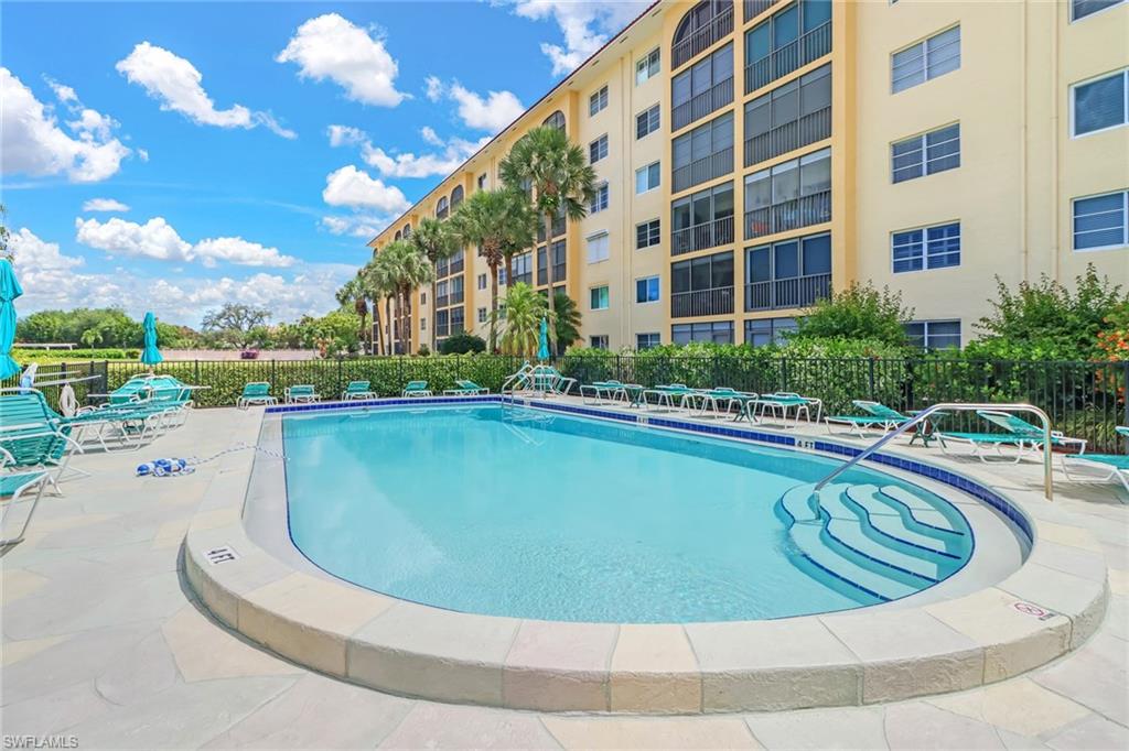 HIGH POINT COUNTRY CLUB - Residential