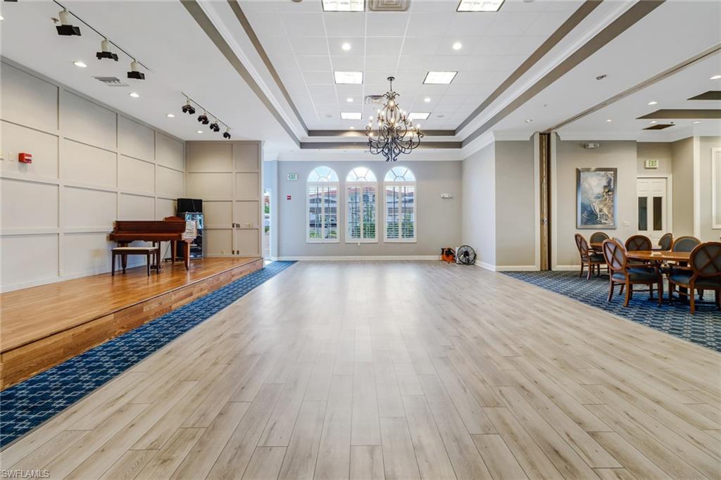 HIGH POINT COUNTRY CLUB - Residential