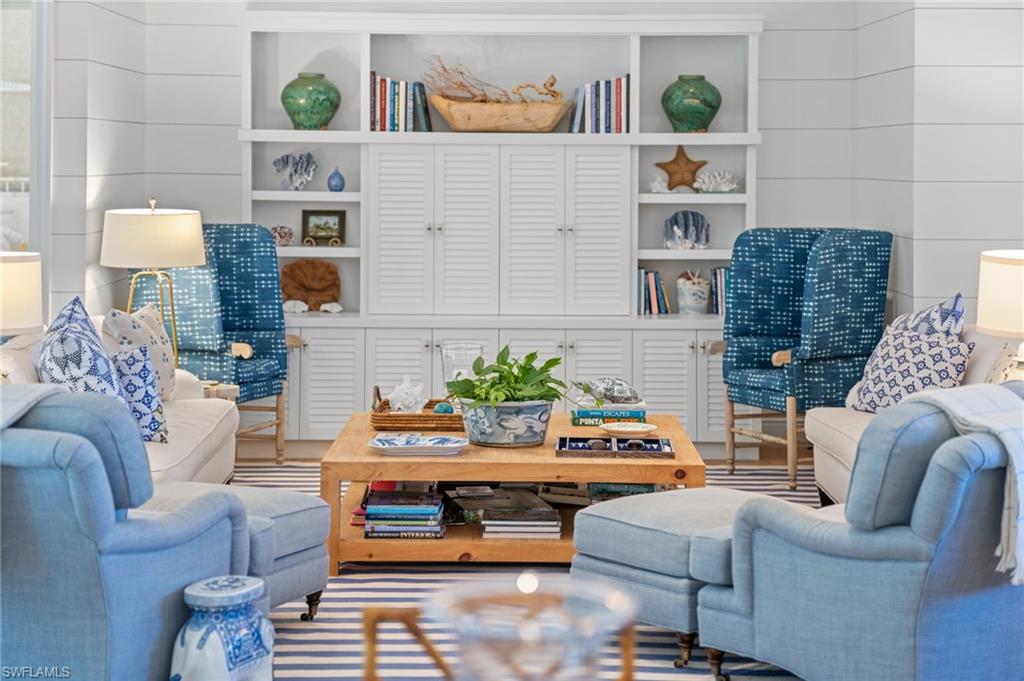 MOORINGS - Residential