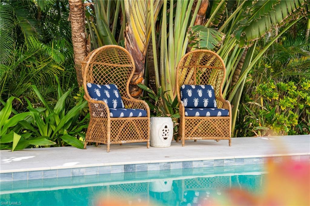 MOORINGS - Residential