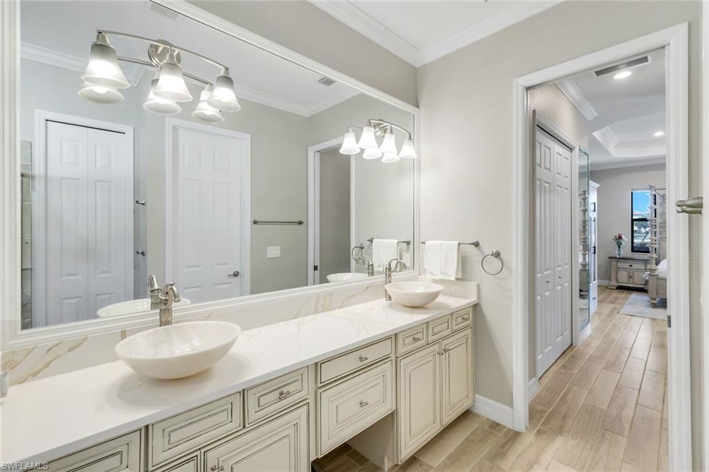 BONITA NATIONAL GOLF AND COUNTRY CLUB - Residential