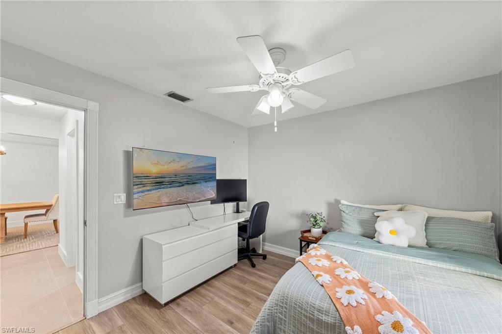 SAN CARLOS PARK - Residential