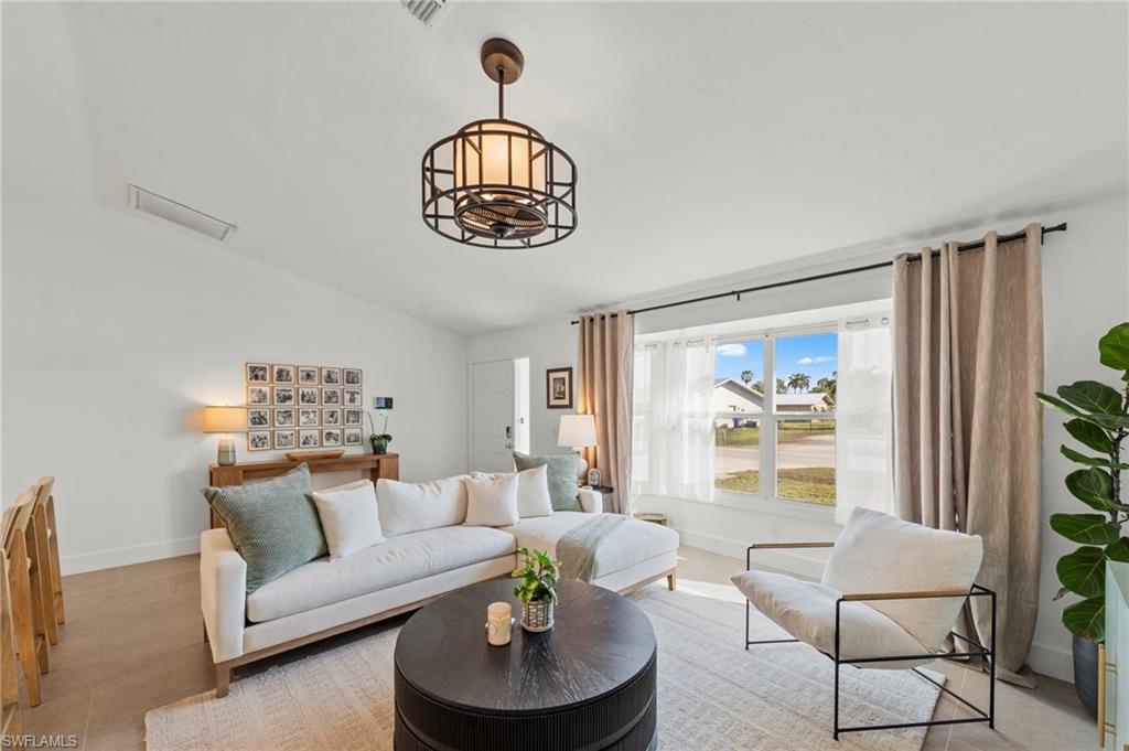 SAN CARLOS PARK - Residential