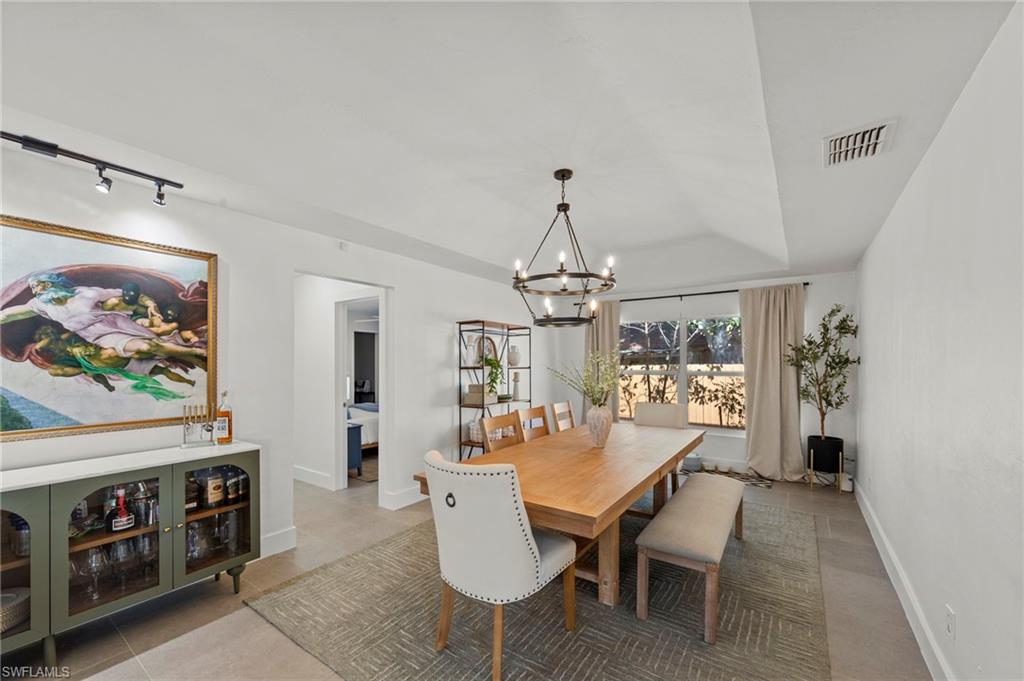 SAN CARLOS PARK - Residential