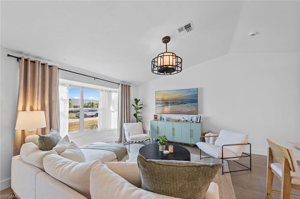 SAN CARLOS PARK - Residential