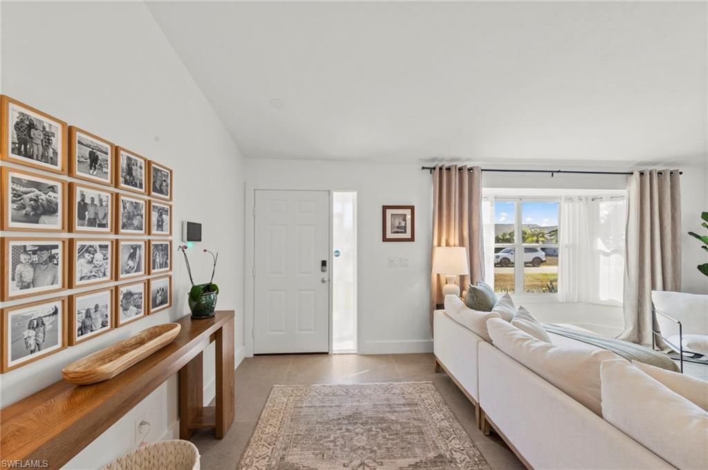 SAN CARLOS PARK - Residential