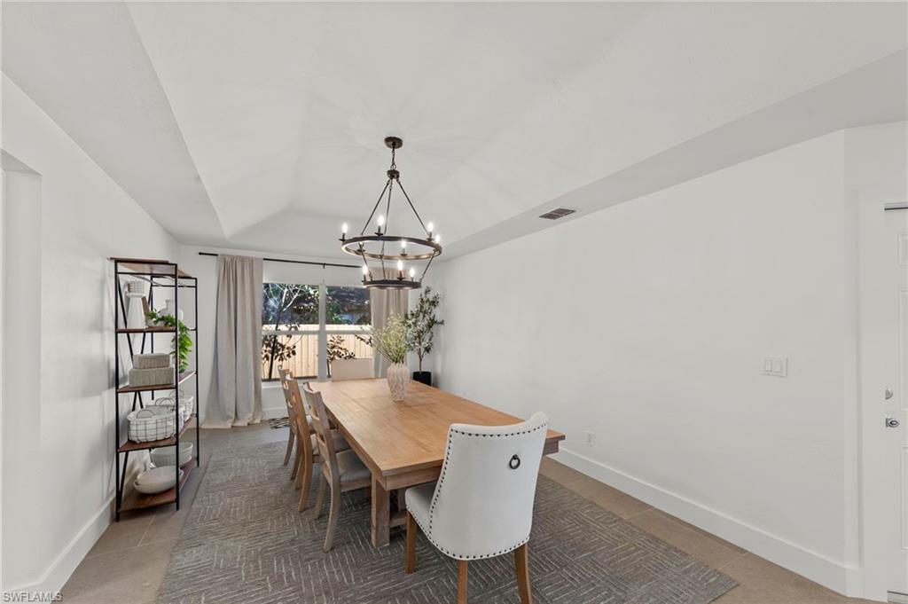 SAN CARLOS PARK - Residential