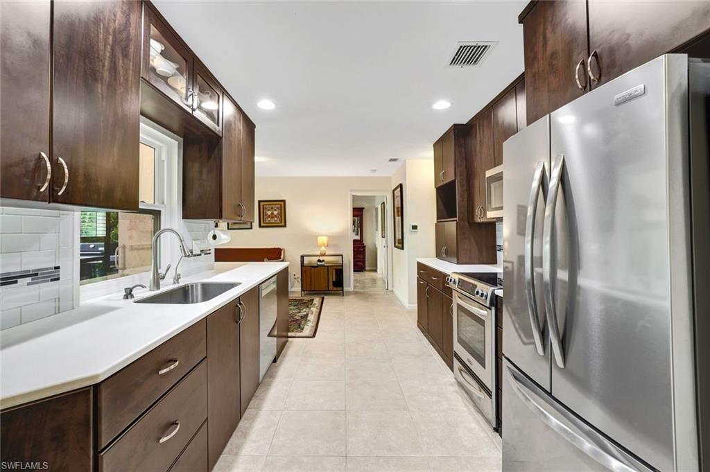 BONITA FARMS - Residential