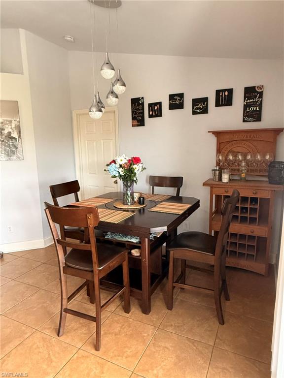 MIRROR LAKES - Residential