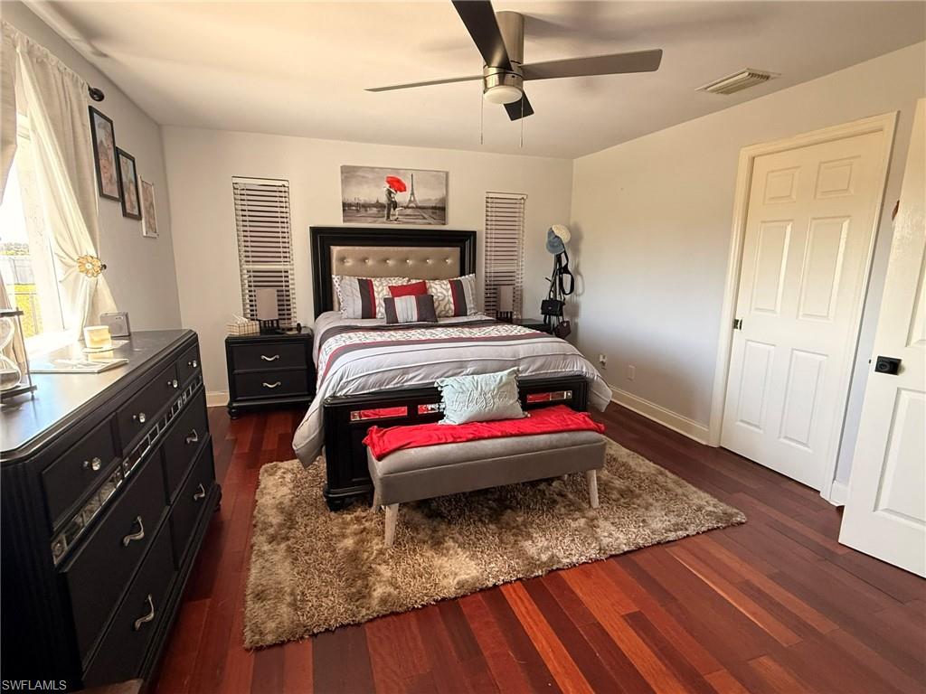 MIRROR LAKES - Residential