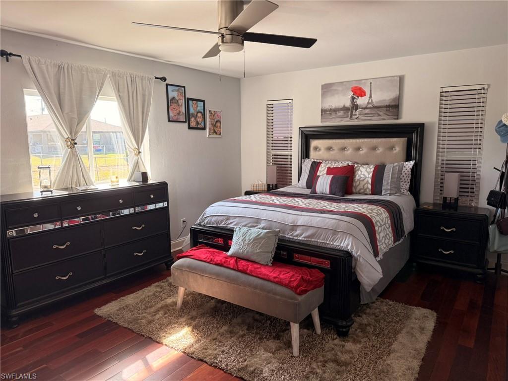 MIRROR LAKES - Residential