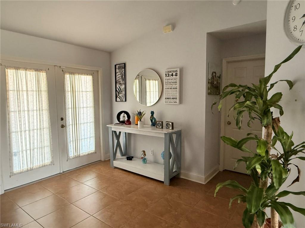 MIRROR LAKES - Residential