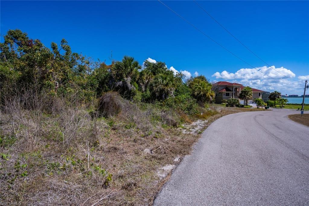 MARCO ISLAND - Land