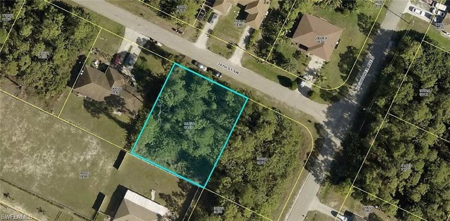 JUST REDUCED FOR QUICK SALE!!!Great Location Duplex Lot at a very reasonable Price. Get it before it's gone.