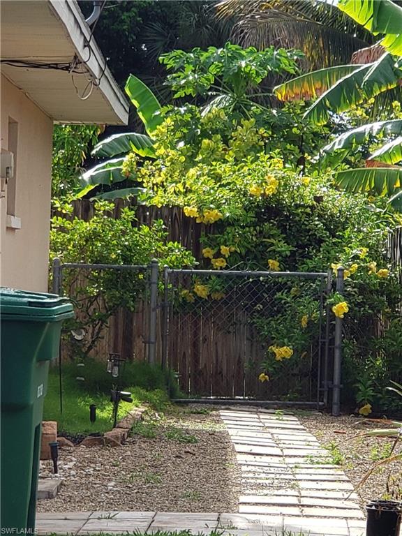 GOLDEN GATE CITY - Residential