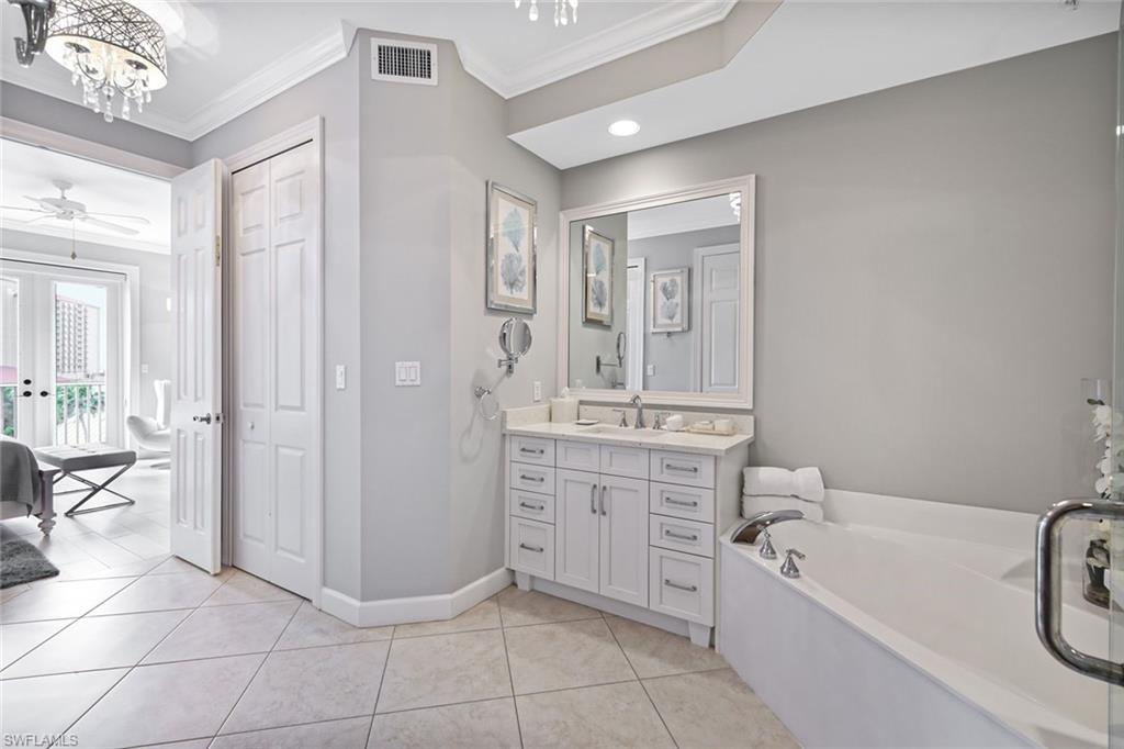 REGATTA - Residential Lease