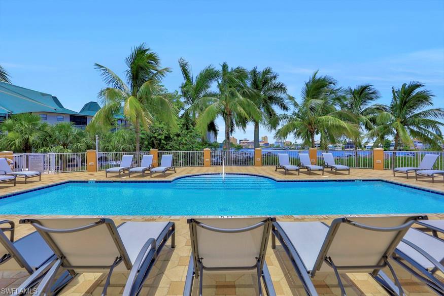 REGATTA - Residential Lease