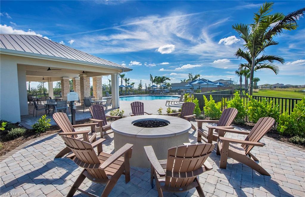 EDGEWATER - Residential