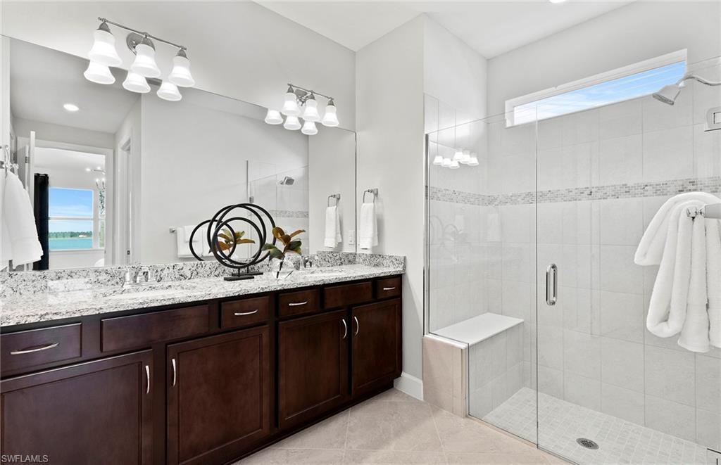 EDGEWATER - Residential