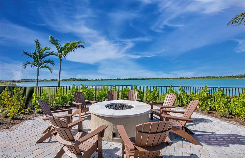 EDGEWATER - Residential