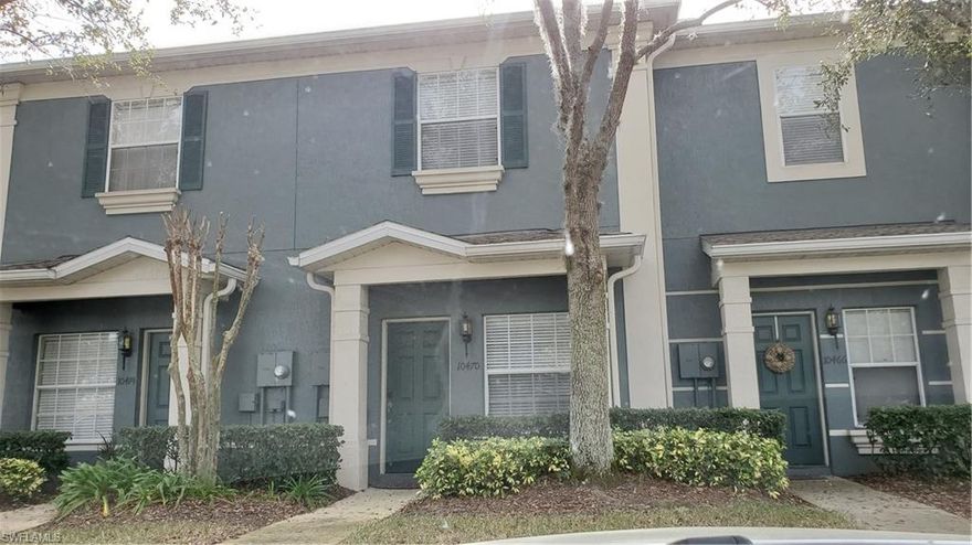 2 rooms 2 bathrooms plus 1/2 bathroom,Condo is conveniently located in the gate community of Victoria Pines and is Zoned TOP RATED SCHOOLS ,ADDITIONALLY on the 2nd floor is where the Loundry, see attached offer instruction for details on where to send escrow, etc.Other conveniences on the ground floor include: (1) half bath, (2) under stairs storage, (3) exterior storage closet on screened lanai. Upstairs, each bedroom has its own ensuite bath - ideal situation for roommates! Laundry closet is in the upstairs hall. Other notable features: (1) A/C new in 2018, (2) extra parking available right across the street, (3) roof will be replaced in the next 12-24 months. Victoria Pines is a well maintained, secure (gated) community. Your dues include alarm monitoring, interior/exterior pest/termite control, water and sewer, and access to the clubhouse and its fitness center, rooms for meetings/parties and a resort style waterfront pool. Amazing location - a stone's throw to SR 417, so it will be easy to get to UCF or the Lake Nona medical city in no time. Short drive to essential shopping and dining, too.