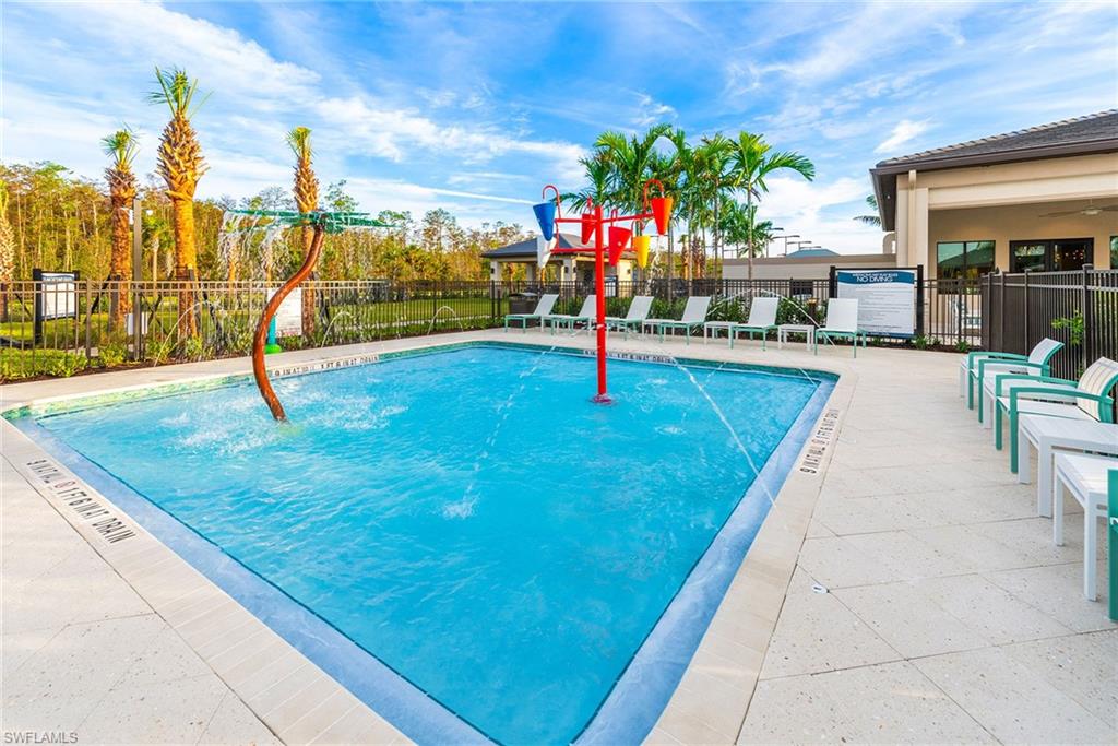 RIVERCREEK IN ESTERO - Residential