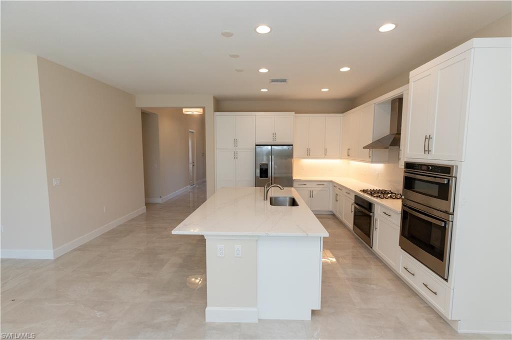 RIVERCREEK IN ESTERO - Residential