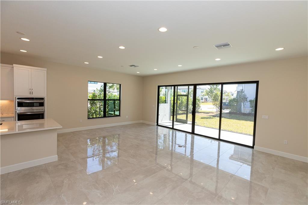 RIVERCREEK IN ESTERO - Residential