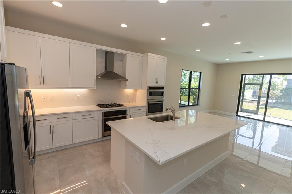 RIVERCREEK IN ESTERO - Residential