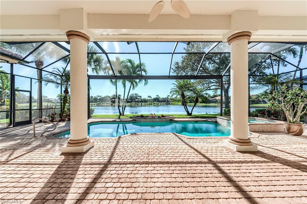 23037 Shady Knoll DR