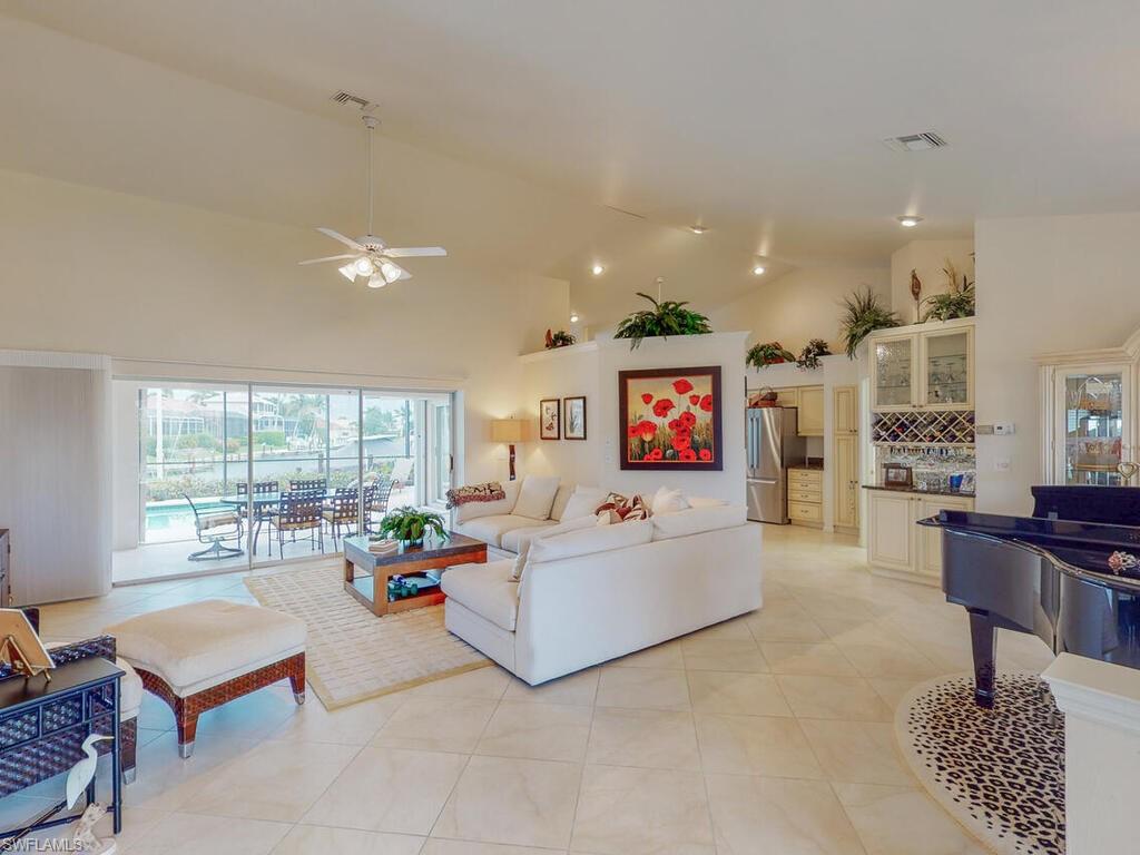 TIGERTAIL - Residential