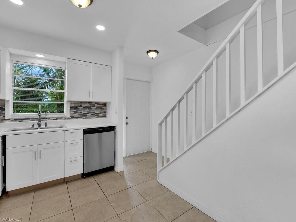 WHISPERWOOD TOWNHOUSE - Residential